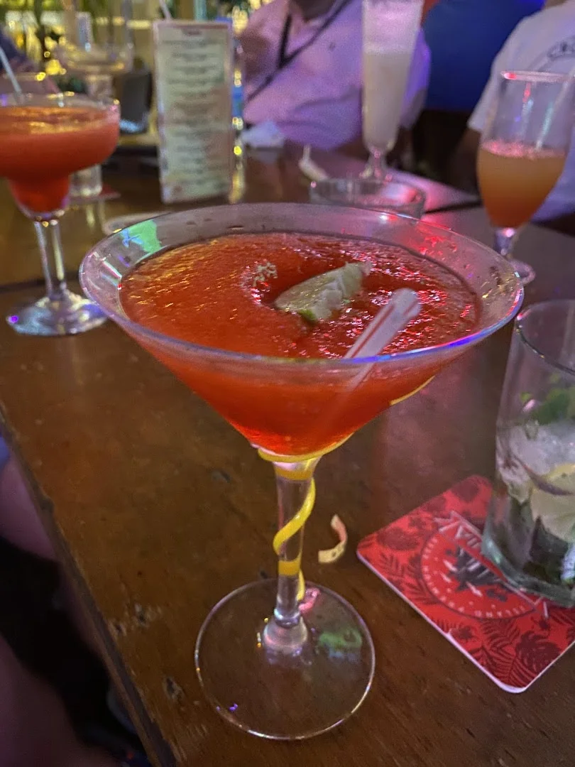 Cosmopolitan avec twist d'orange